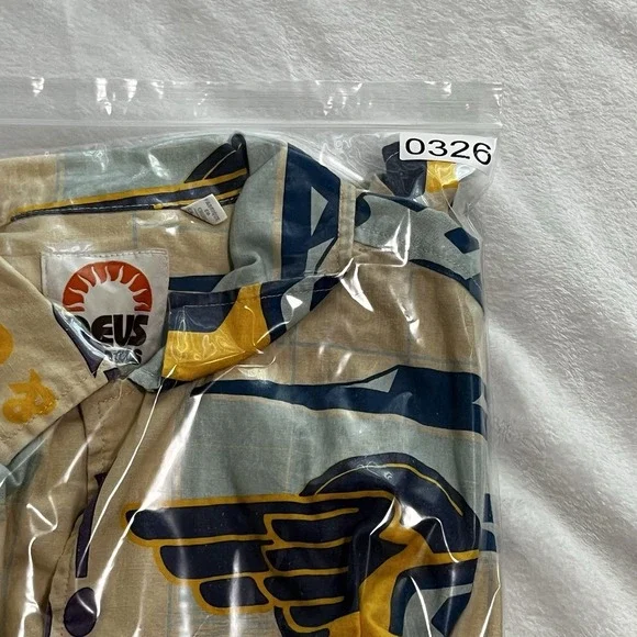 Deus Ex Machina Customs Super OK Hawaiian Shirt Riders Hemp Men's Size Small S - Picture 12 of 14